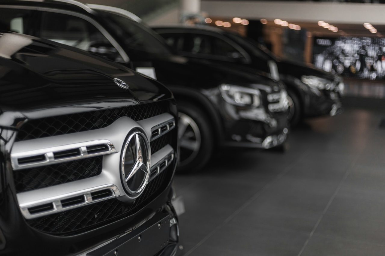 Mercedes-Benz primary, grille close-up from the Daima fleet